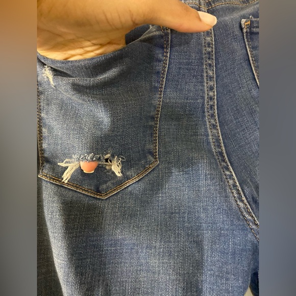 💙GREAT CONDITION | Abercrombie & Fitch | Size 4R - Picture 14 of 17